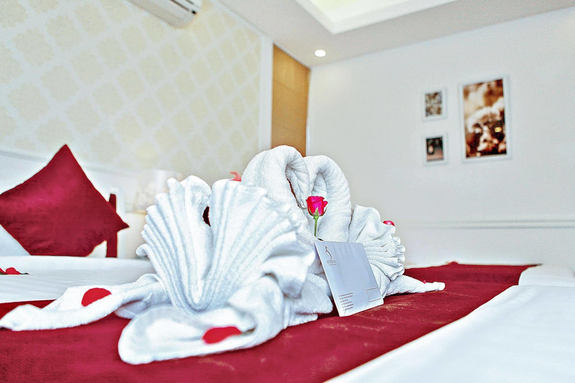 Hanoi Veris Boutique Hotel & Spa Exterior photo